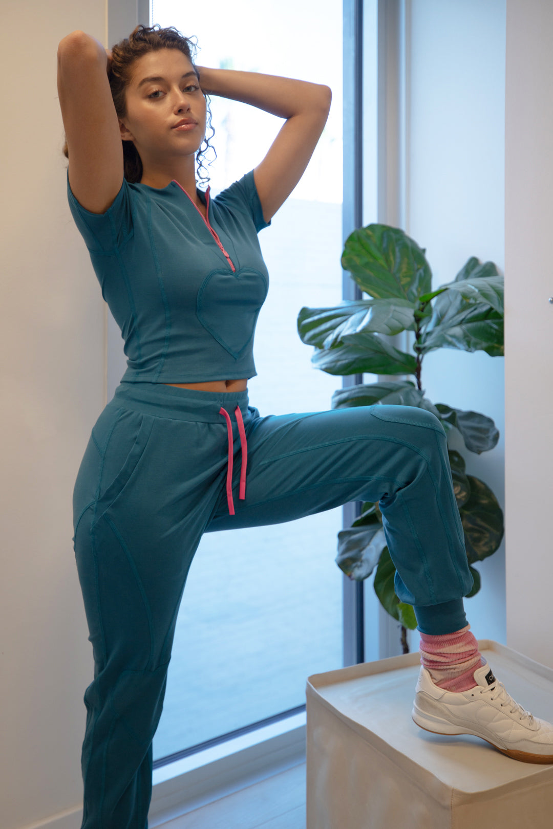 CODĒ POWER 3 HEART ZIP TOP INK BLUE